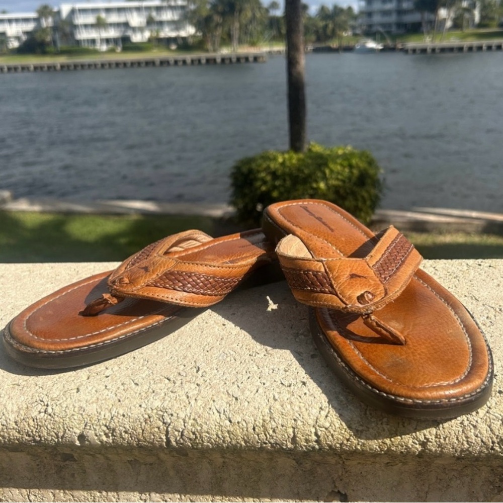 Tommy Bahama Men's Leather Sandals